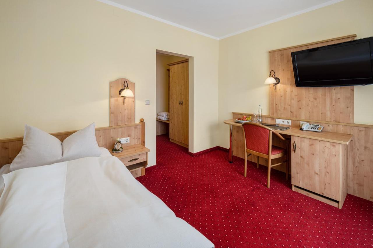 Hotel Zur Post 바트아바흐 객실 사진