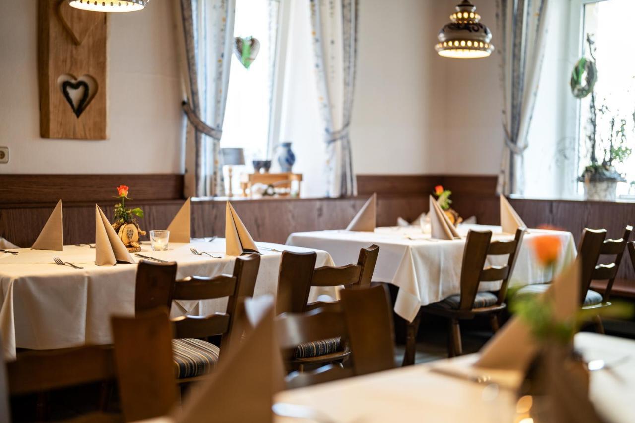 Hotel Zur Post 바트아바흐 외부 사진