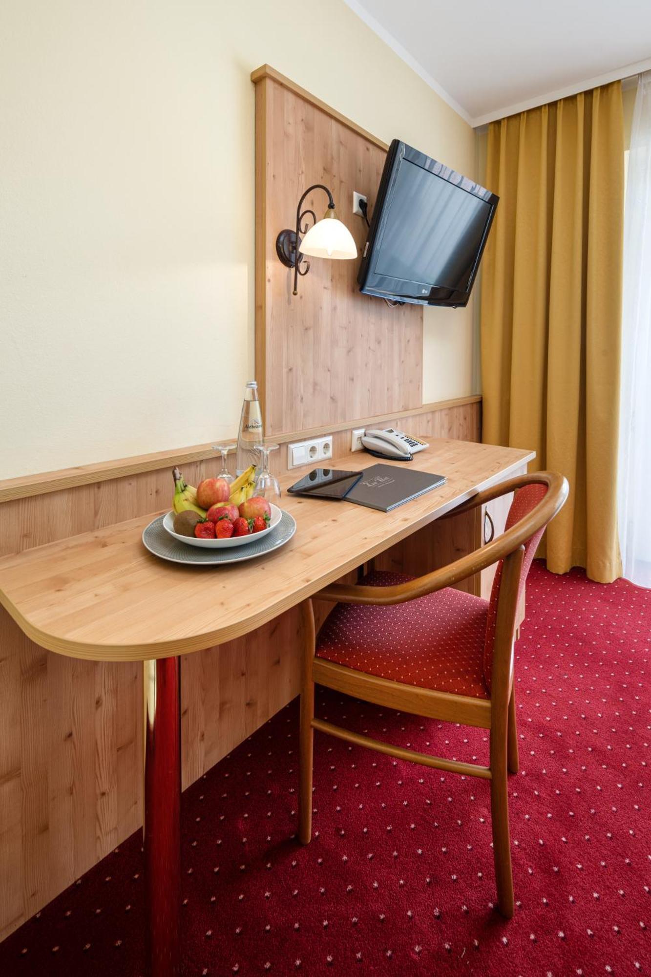 Hotel Zur Post 바트아바흐 객실 사진